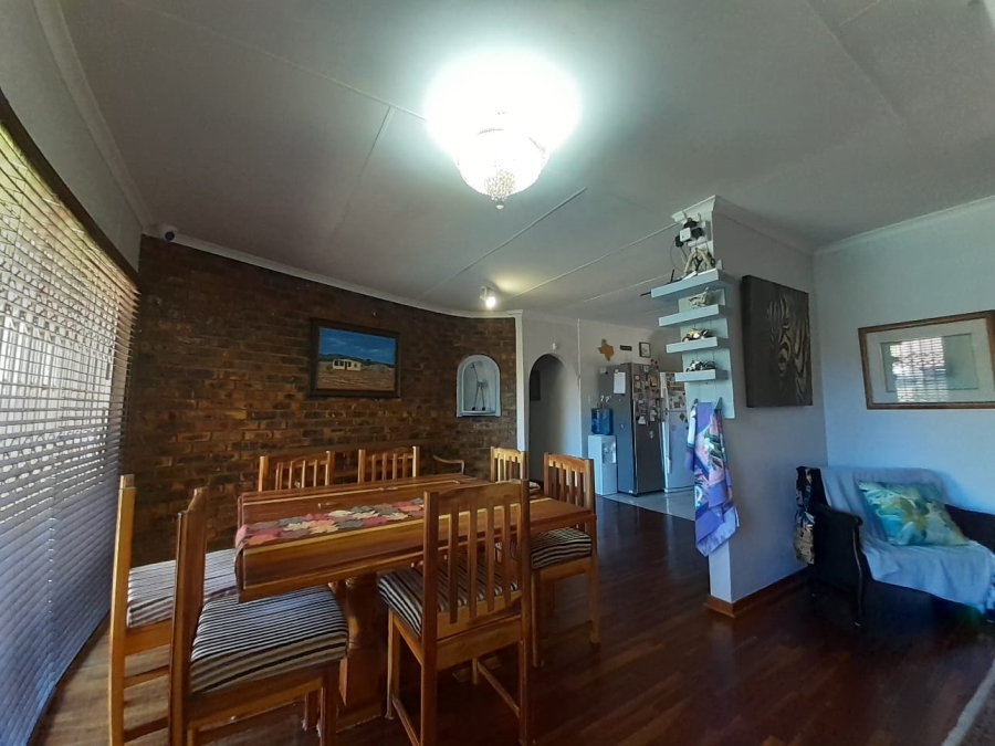 4 Bedroom Property for Sale in Vaalpark Free State